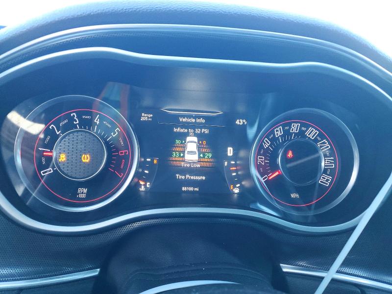 Фото 9 - DODGE CHALLENGER