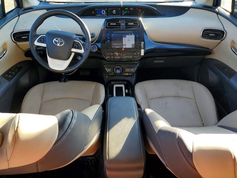 Фото 8 - TOYOTA PRIUS