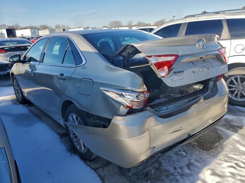 Фото 2 - TOYOTA CAMRY