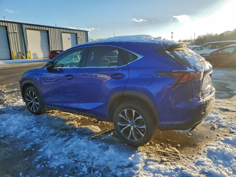 Фото 2 - LEXUS NX