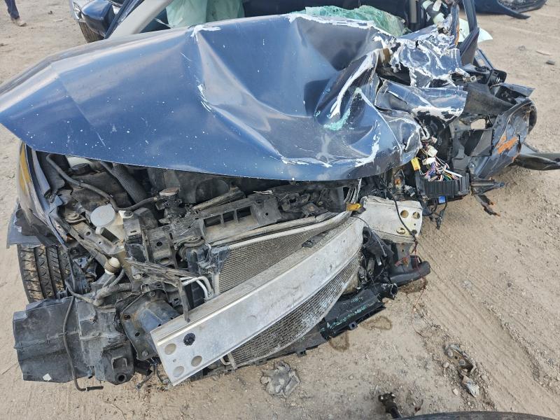 Фото 11 - NISSAN MAXIMA