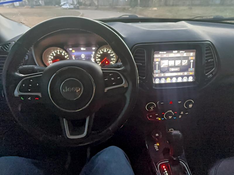 Фото 9 - JEEP COMPASS