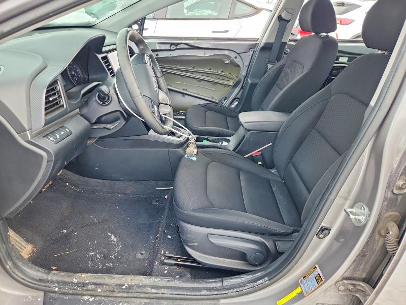 Фото 7 - HYUNDAI ELANTRA