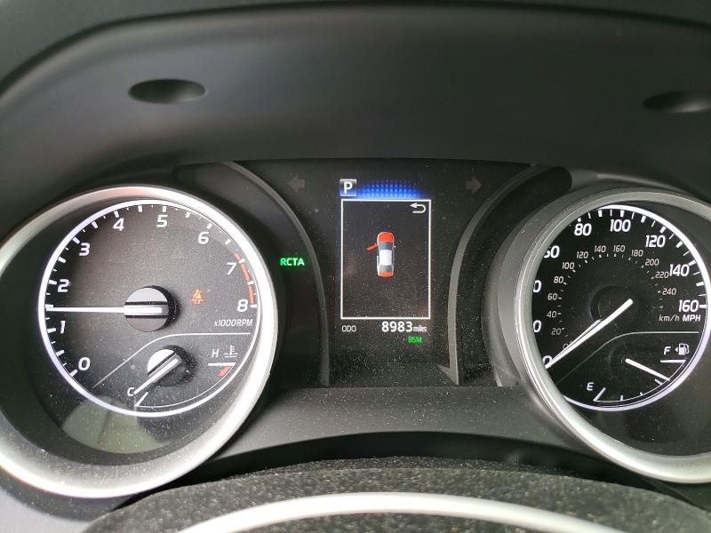 Фото 9 - TOYOTA CAMRY