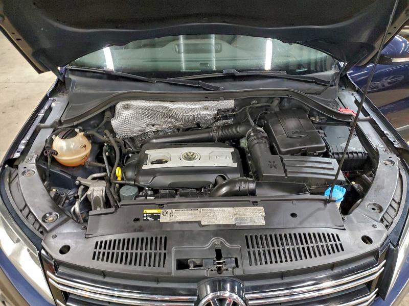 Фото 12 - VOLKSWAGEN TIGUAN