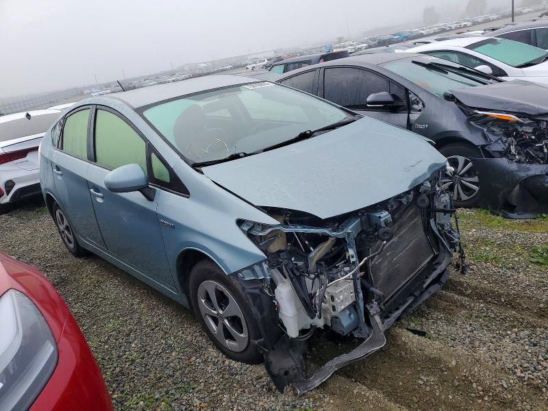 Фото 4 - TOYOTA PRIUS