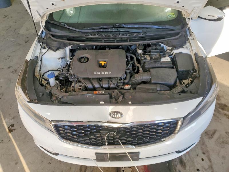 Фото 11 - KIA FORTE