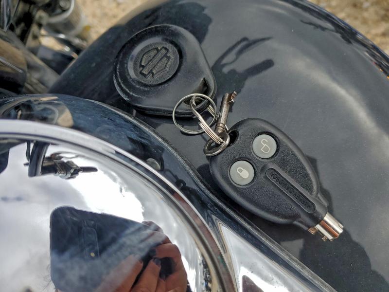 HARLEY-DAVIDSON FLHTCUSE C 2013