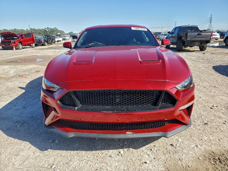 Фото 5 - FORD MUSTANG
