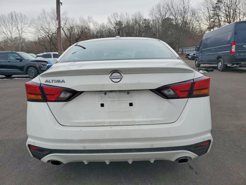 Фото 6 - NISSAN ALTIMA