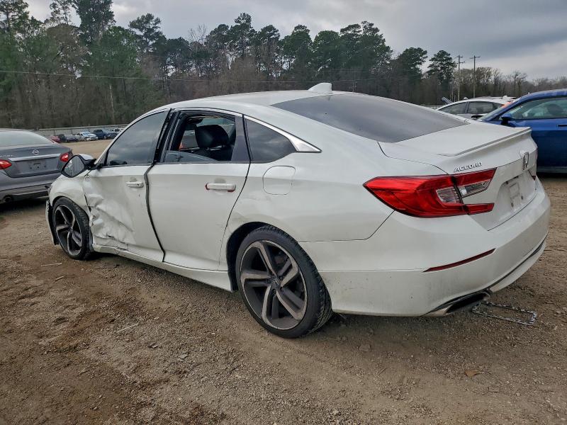 Фото 2 - HONDA ACCORD