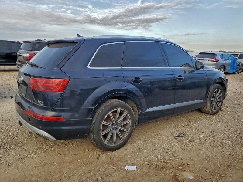 Фото 3 - AUDI Q7