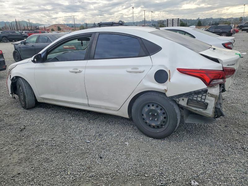 Фото 2 - HYUNDAI ACCENT