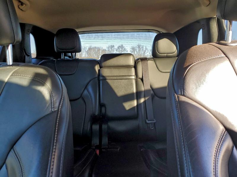 Фото 10 - JEEP GRAND CHER