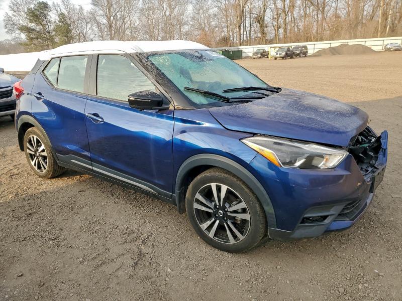 Фото 4 - NISSAN KICKS