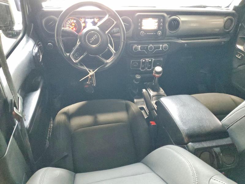 Фото 8 - JEEP GLADIATOR