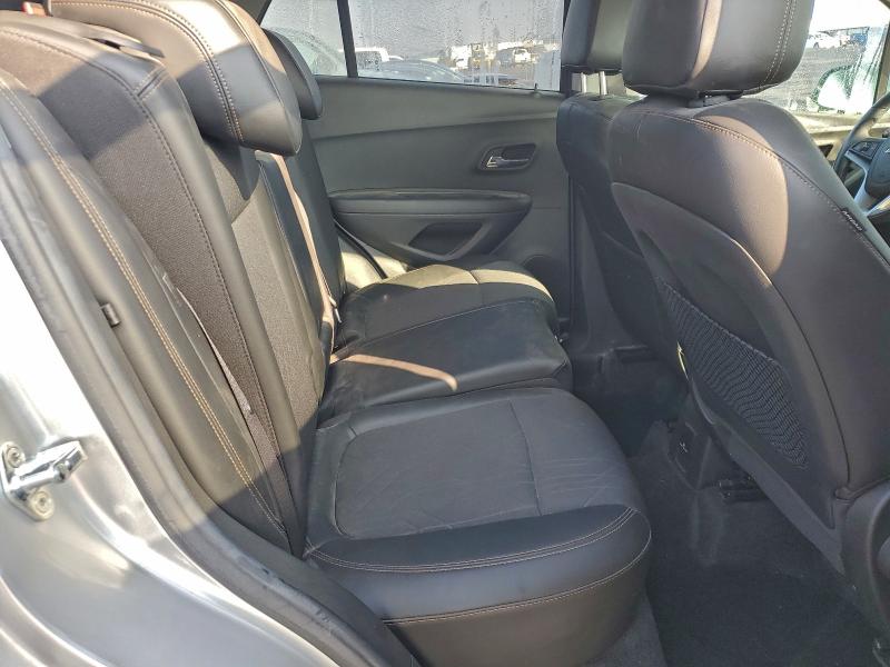 Фото 11 - CHEVROLET TRAX