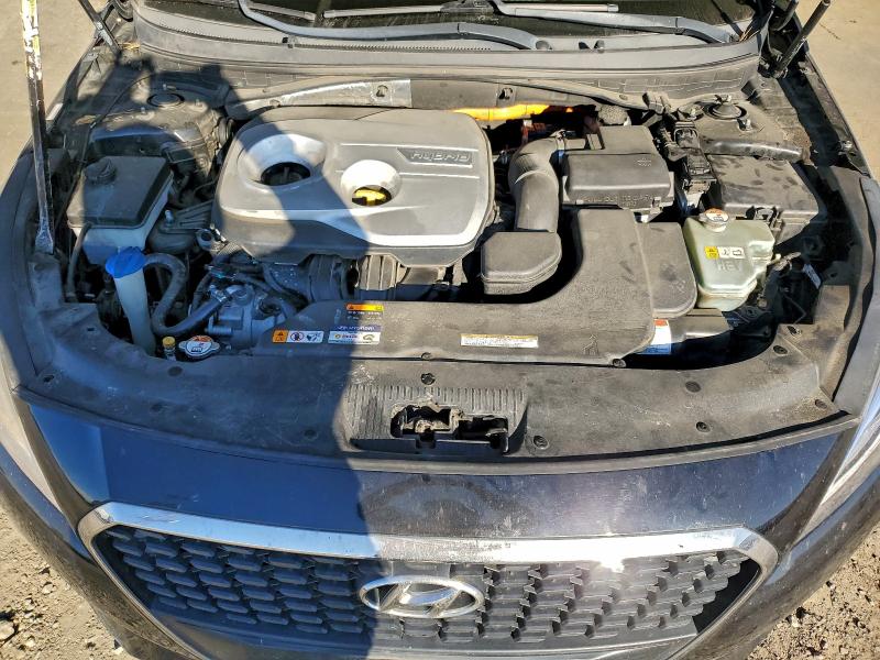 Фото 11 - HYUNDAI SONATA