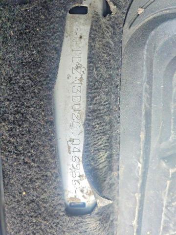 Фото 10 - TOYOTA PRIUS