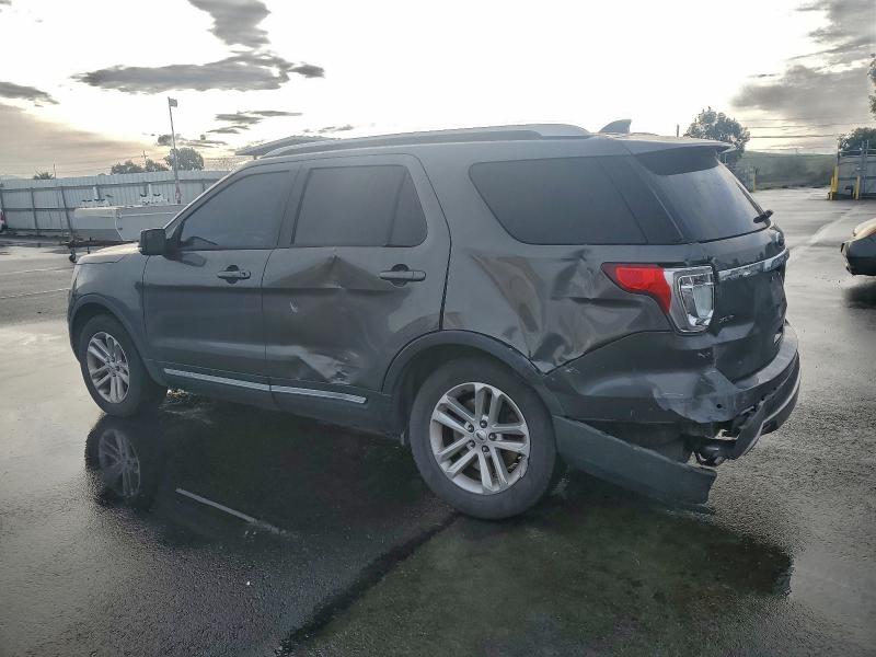 Фото 2 - FORD EXPLORER