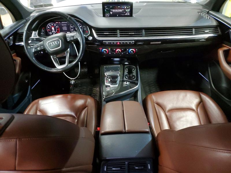 Фото 8 - AUDI Q7