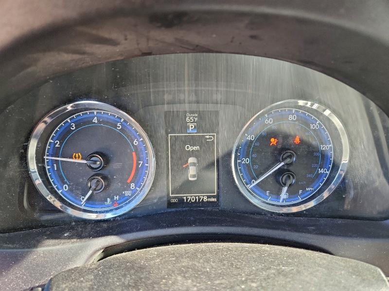 Фото 9 - TOYOTA COROLLA