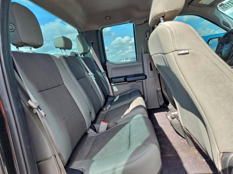 Фото 10 - FORD F-150