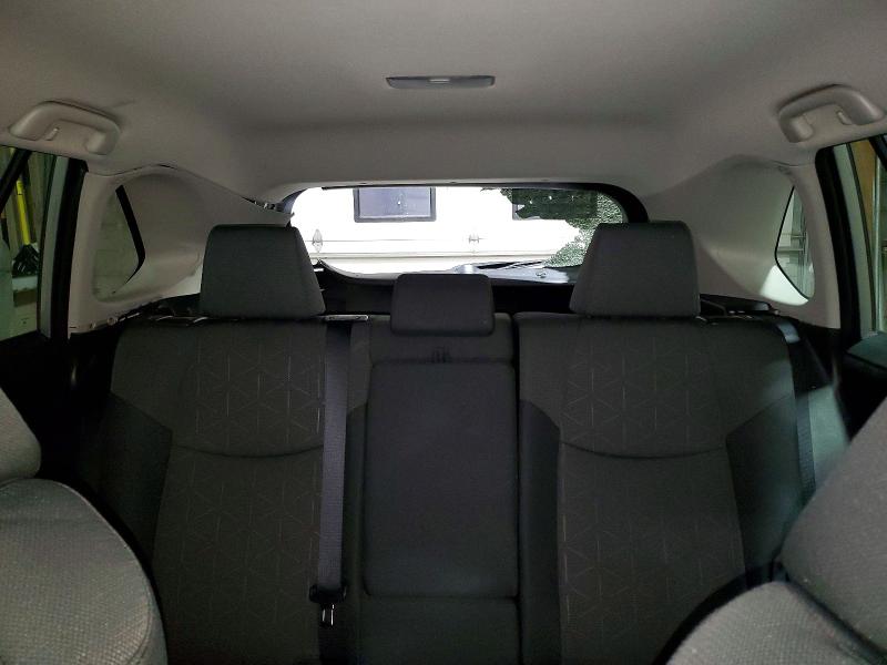 Фото 10 - TOYOTA RAV4