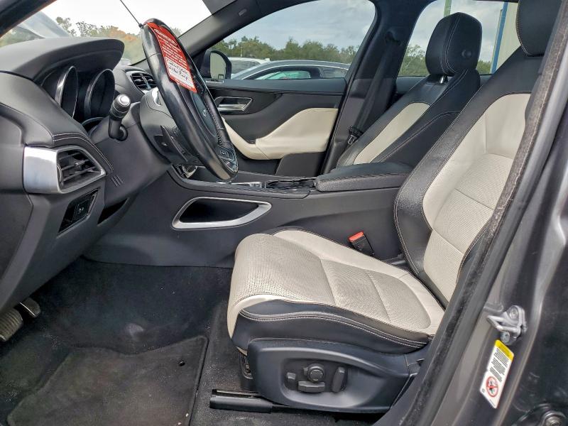 Фото 7 - JAGUAR F-PACE