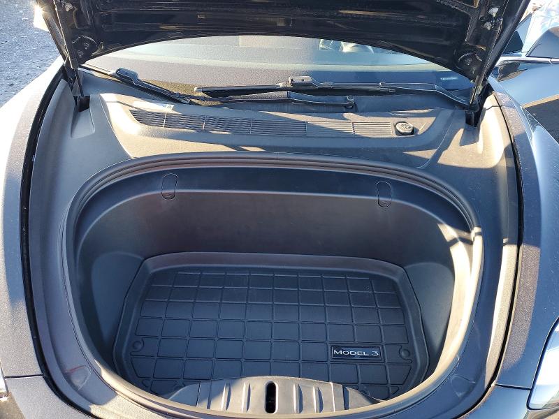 Фото 11 - TESLA MODEL 3