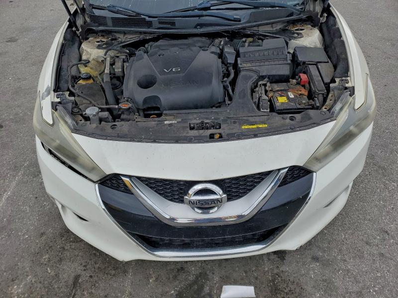 Фото 11 - NISSAN MAXIMA