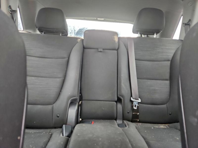 Фото 10 - KIA SORENTO