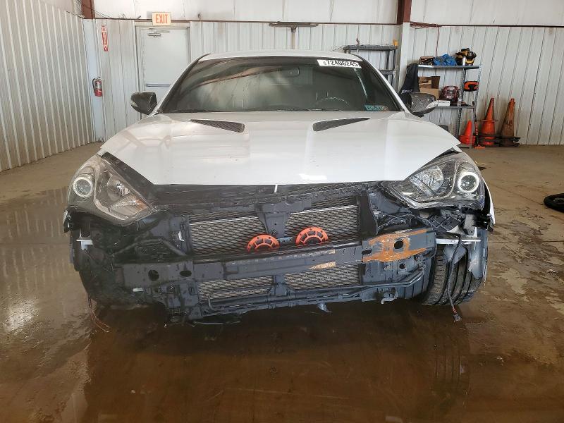 HYUNDAI GENESIS 2016 VIN KMHHT6KJ4GU136648