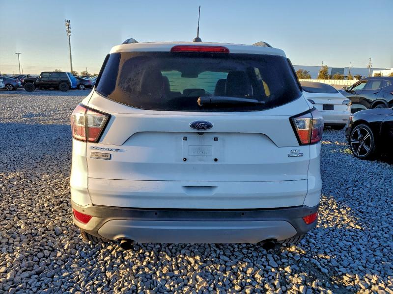 Фото 6 - FORD ESCAPE