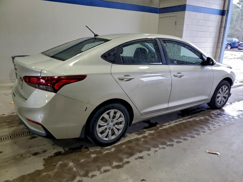 Фото 3 - HYUNDAI ACCENT