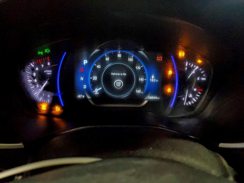 Фото 9 - HYUNDAI SANTA FE