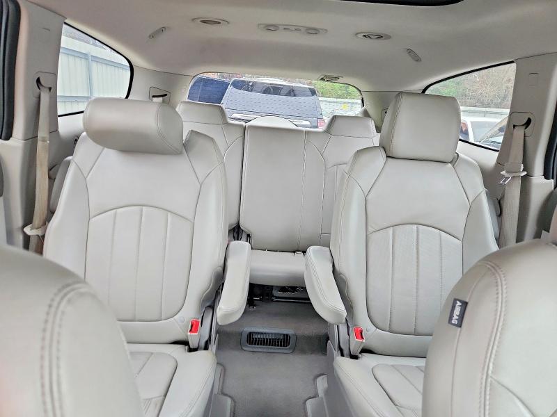 Фото 10 - BUICK ENCLAVE