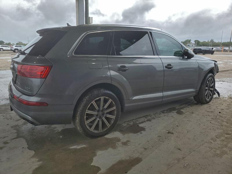 Фото 3 - AUDI Q7