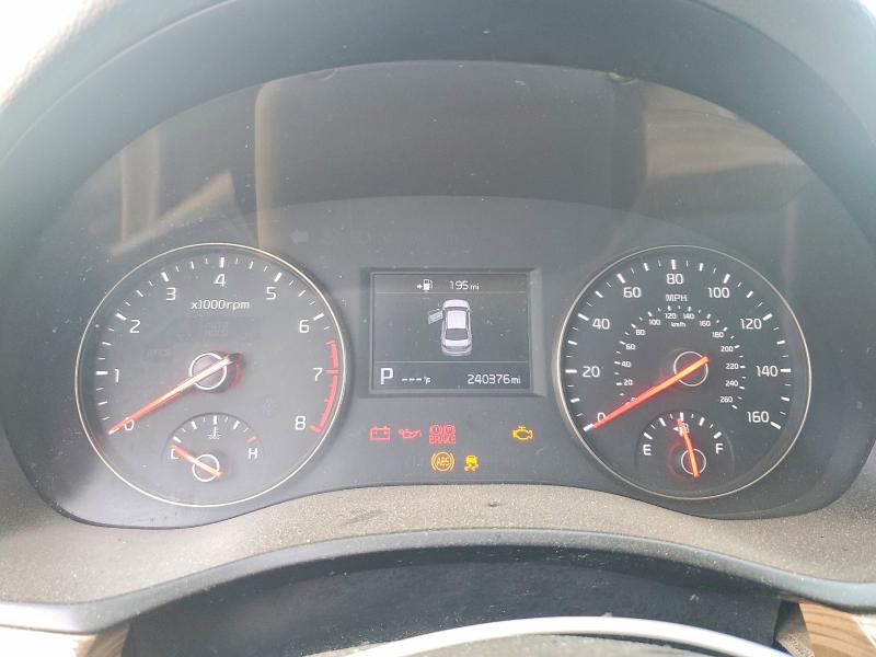 Фото 9 - KIA CADENZA