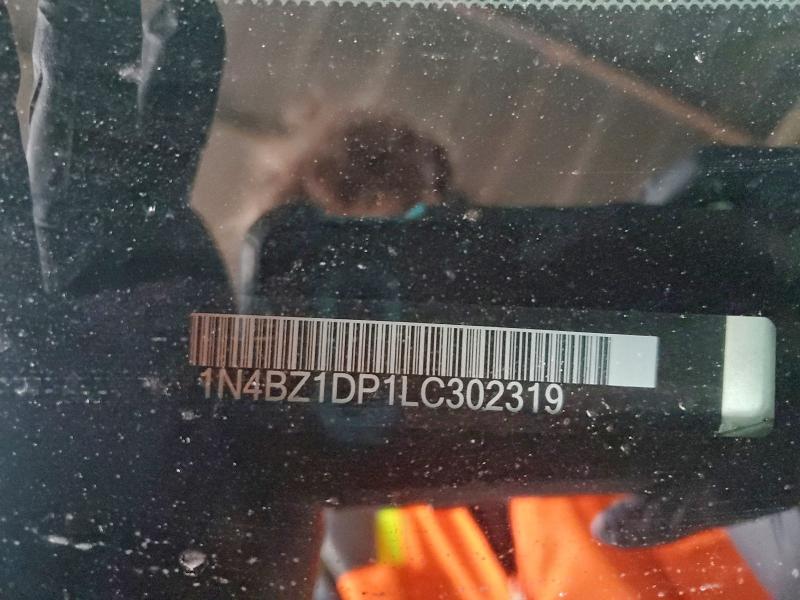 Фото 12 - NISSAN LEAF