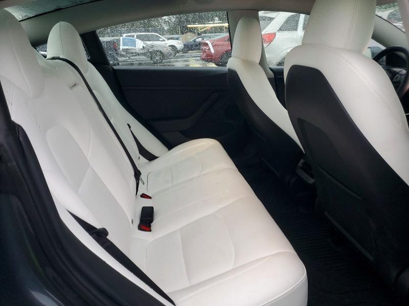 Фото 10 - TESLA MODEL 3