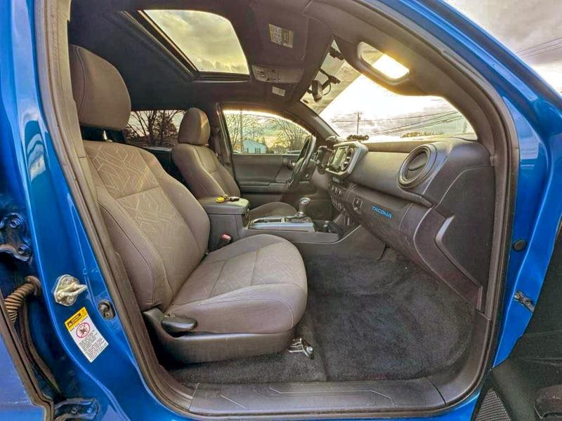 Фото 5 - TOYOTA TACOMA