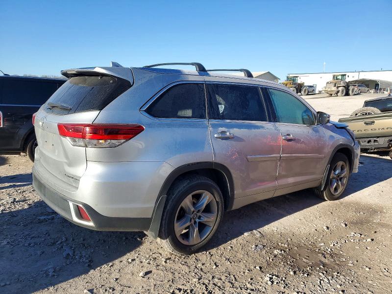 TOYOTA HIGHLANDER 2018 VIN 5TDDZRFH5JS852724