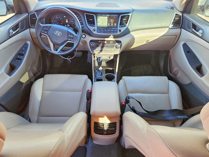 Фото 8 - HYUNDAI TUCSON