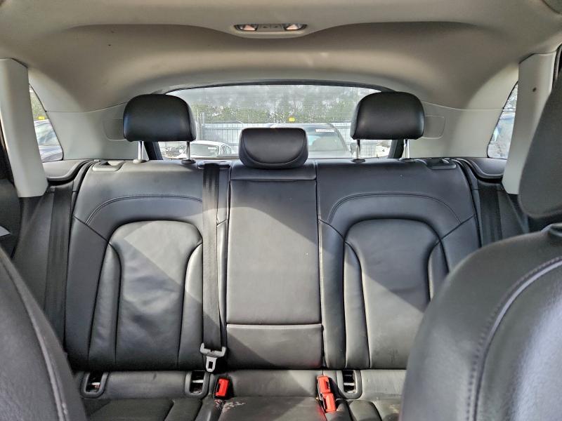 Фото 10 - AUDI Q3