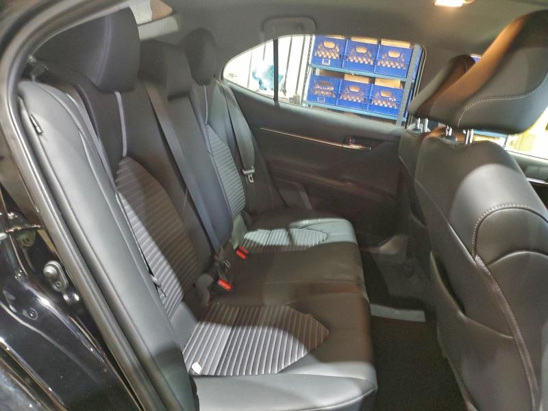 Фото 10 - TOYOTA CAMRY