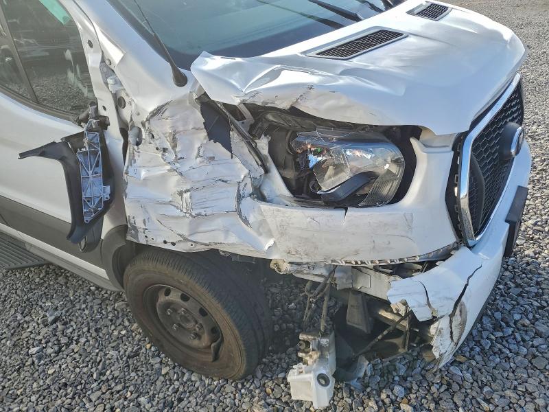 Фото 9 - FORD TRANSIT