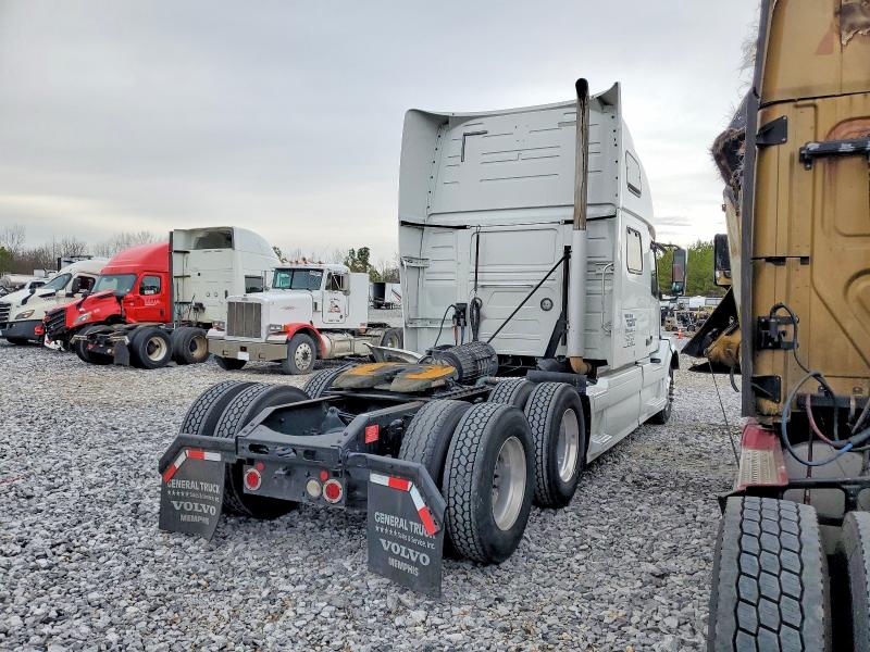 Фото 4 - VOLVO All Models