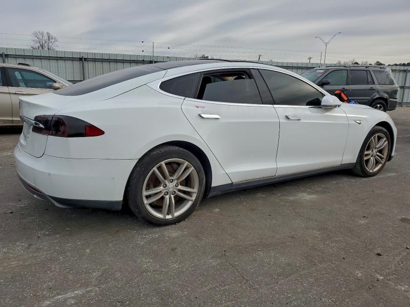 Фото 3 - TESLA MODEL S