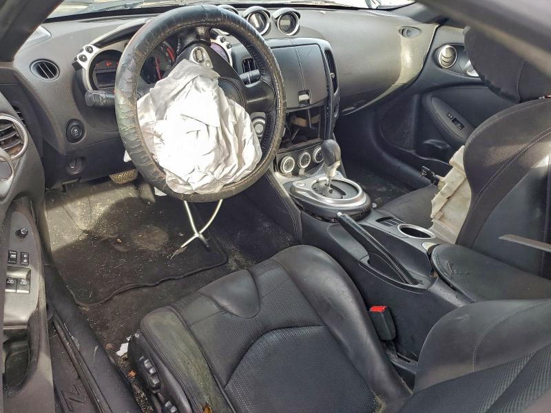 Фото 8 - NISSAN 370Z